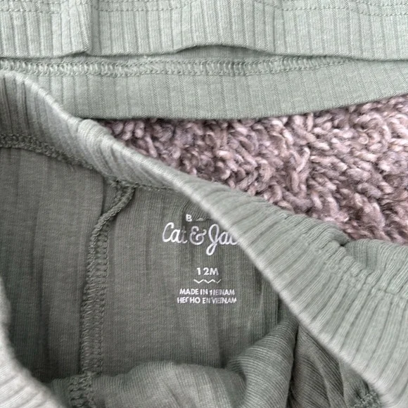 Cat and Jack matching shirt and short sleeve set in green/cream 12 months boys - Picture 3 of 4